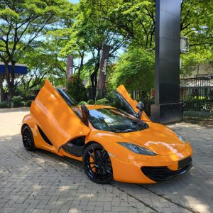 MCLAREN MP4 12C COUPE